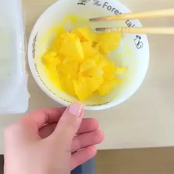 レンジで作ったスクランブルエッグ