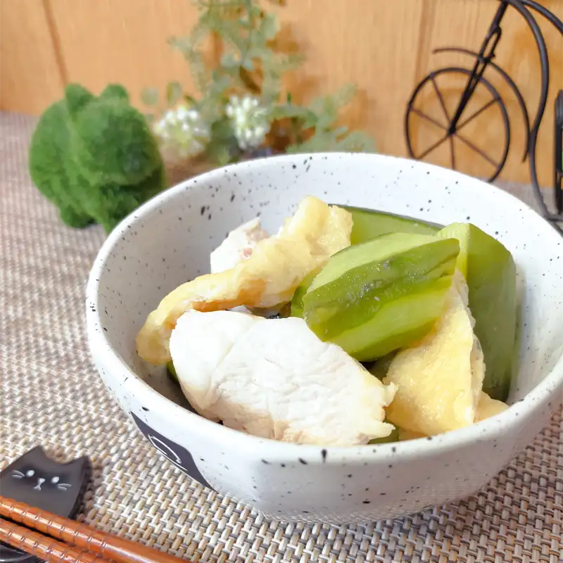 きゅうりと鶏むね肉の冷たい煮びたし アイキャッチ